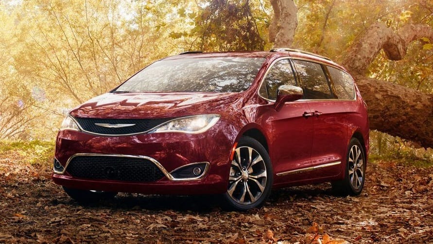 2018-chrysler-pacifica-gallery-exterior-3-eagle-transmission